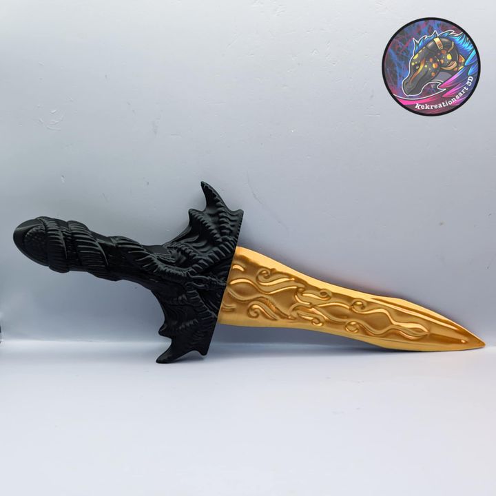 Dragon Dagger, designed by Kekreations