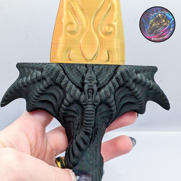 Dragon Dagger, designed by Kekreations