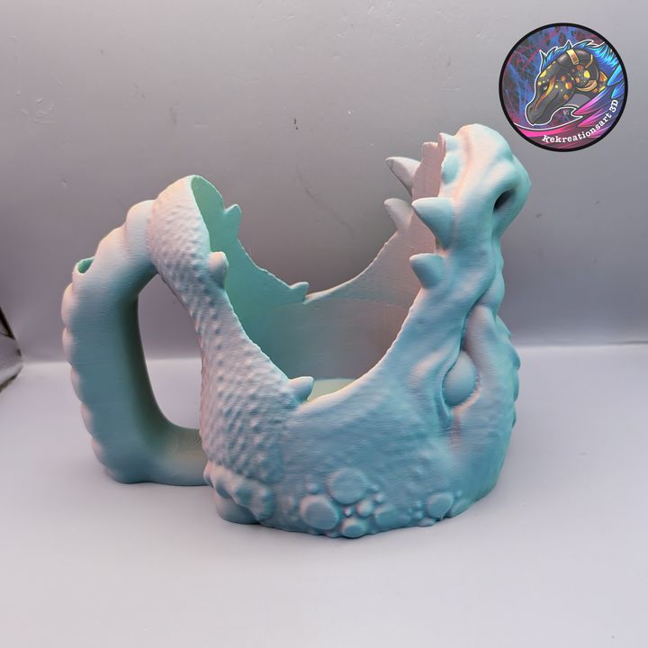 Dragon Ice Cream Pint Holder, Designed by Kekreations