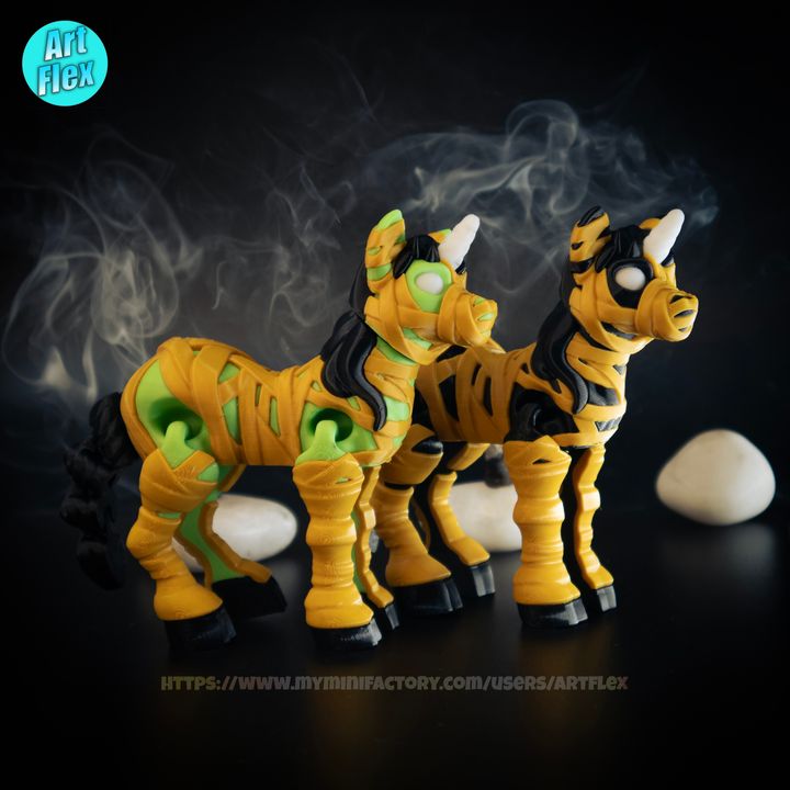 Flexi Mummy Unicorn, designed by ArtFlex