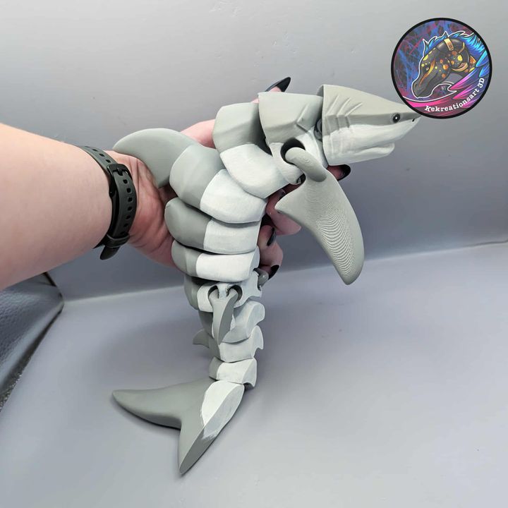 Flexi Shark, designed by Kekreations