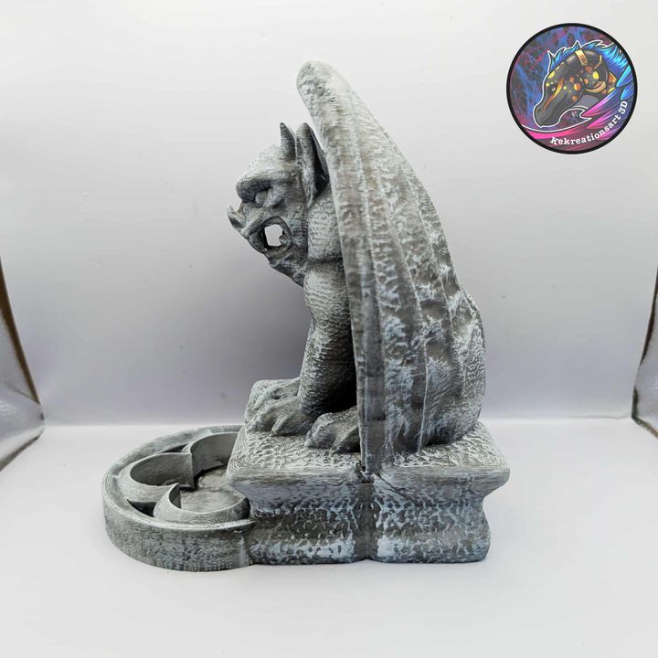 Gargoyle Dice Tower, Designed by Kekreations
